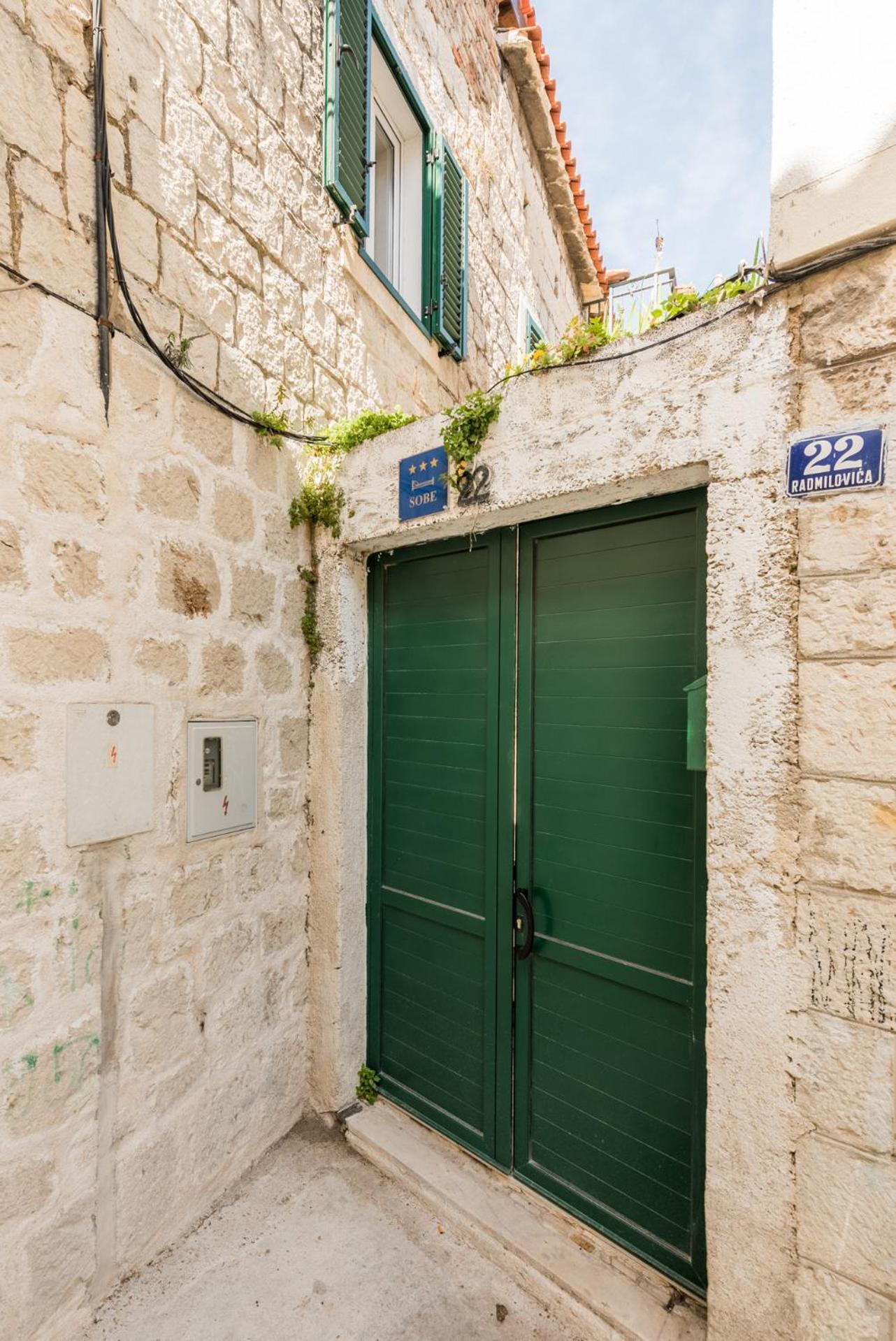 Kovacic Rooms Split Exterior photo